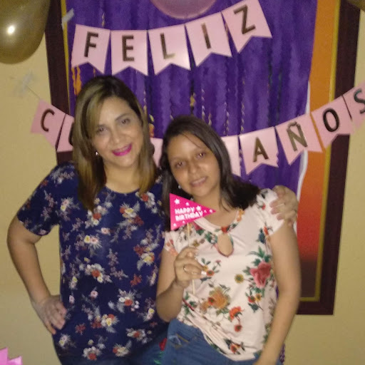 Sandra Lozada Photo 28