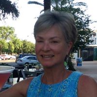 Elizabeth Lawson Photo 30