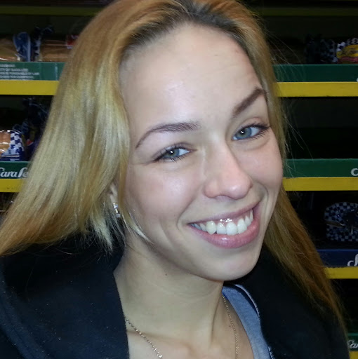 Brandy Anderson Photo 15
