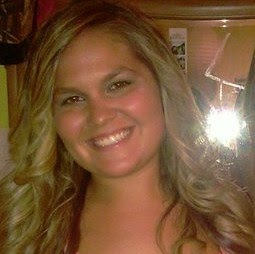 Kristen Howell Photo 28