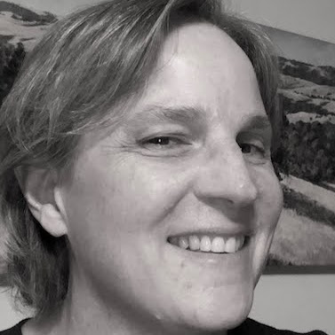 Laurie Warren Photo 10