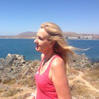 Suzanne Maria Photo 11