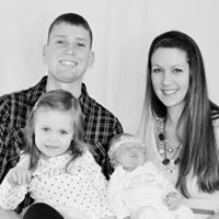 Derek Nichols Photo 31