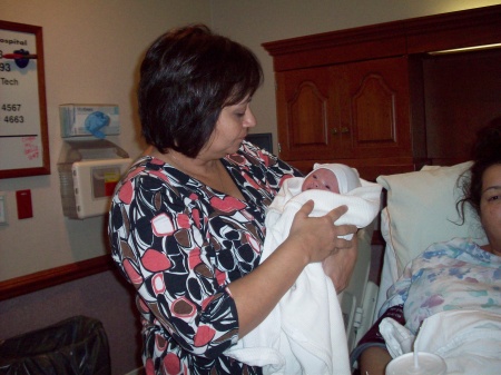 Mary Oliva Photo 12