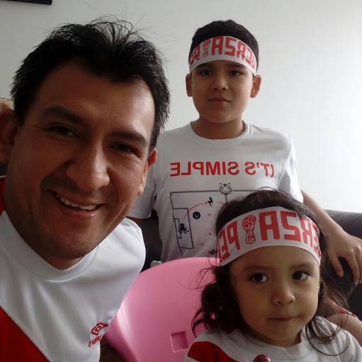 Juan Moran Photo 33