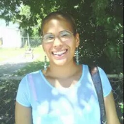 Alexandra Romero Photo 17