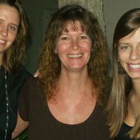 Connie Henson Photo 23