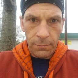 Andrew Hebert Photo 34