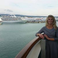 Christine Roark Photo 8