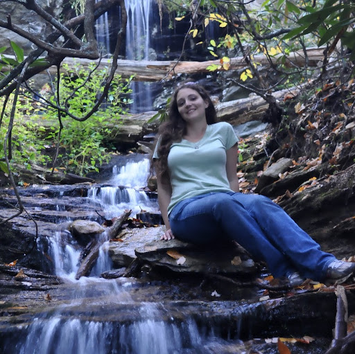 Sarah Ingram Photo 13