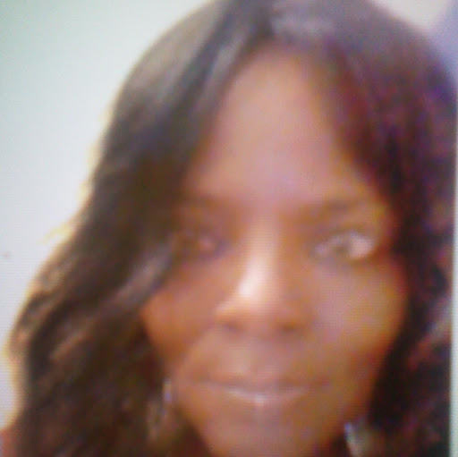 Queen Smith Photo 20