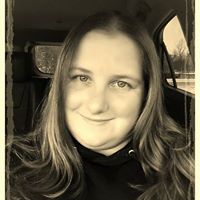 Kristina Blair Photo 15