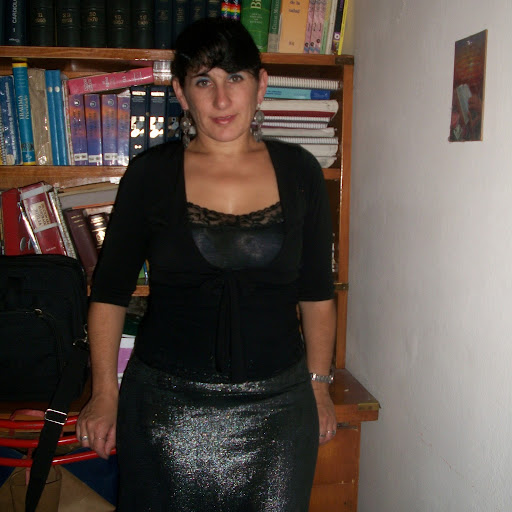 Sandra Fernandez Photo 12