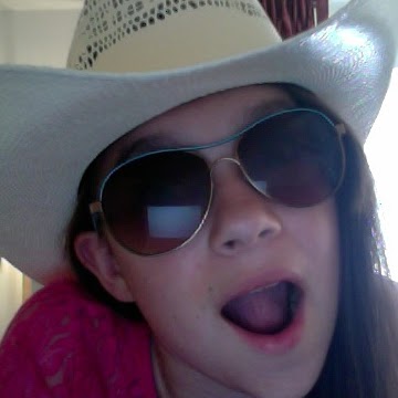 Audrey Day Photo 10
