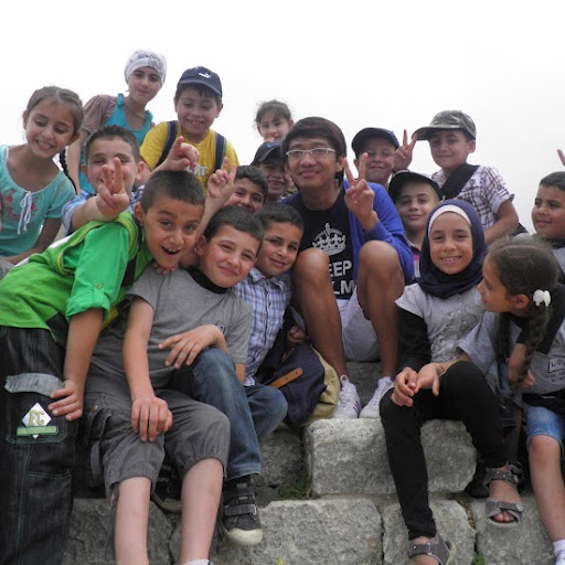 Robert Deguzman Photo 8