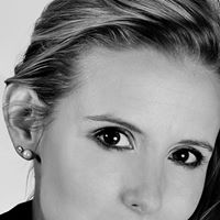 Christine Strobel Photo 6