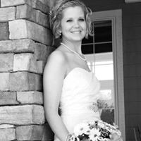 Kelli Glover Photo 4