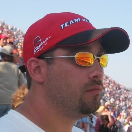 Tracey King Photo 22