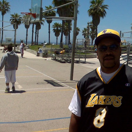 Lawrence Weaver Photo 21