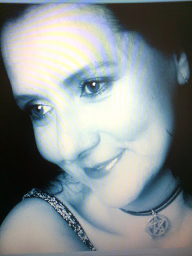 Vanessa Barrett Photo 10