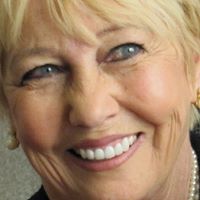 Linda Dillon Photo 24