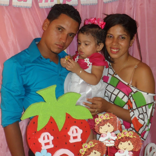 Reinaldo Calderon Photo 3