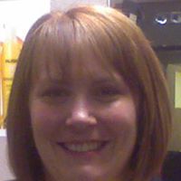 Julie Woods Photo 35