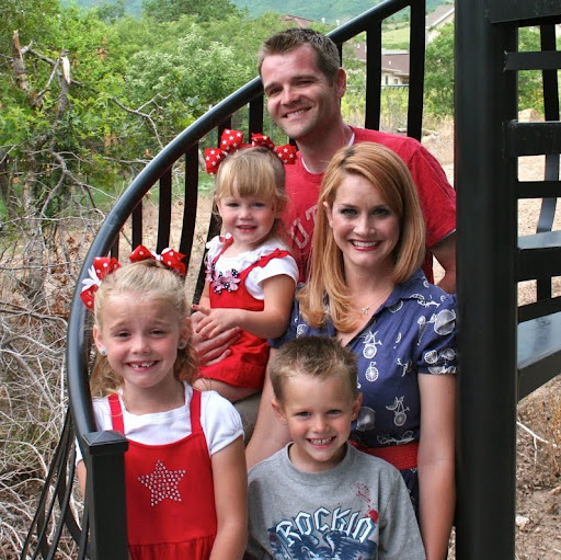 Tricia Thomas Photo 34