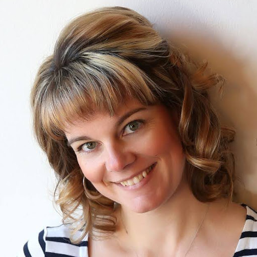 Elizabeth Buskirk Photo 17