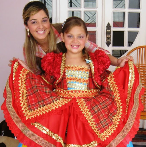 Tracy Lindsay Photo 8