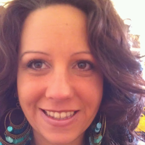 Amanda Doyle Photo 8