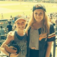 Laura Simms Photo 21