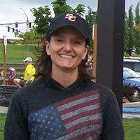 Elizabeth Mills Photo 16