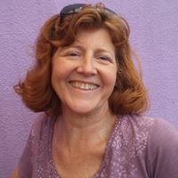 Suzanne Small Photo 19