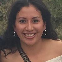 Elizabeth Lopez Photo 37