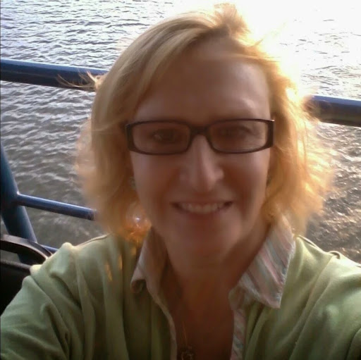 Julie Mader Photo 13