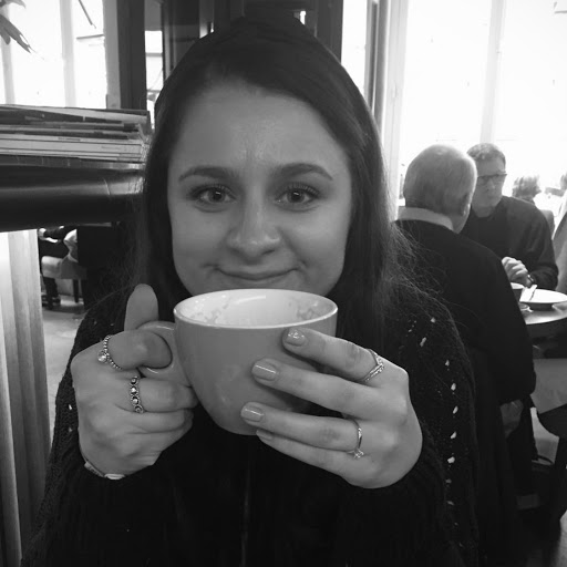 Jessica Clements Photo 9