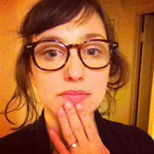 Sarah Gustafson Photo 43