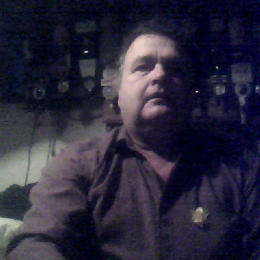 Keith Robinson Photo 15