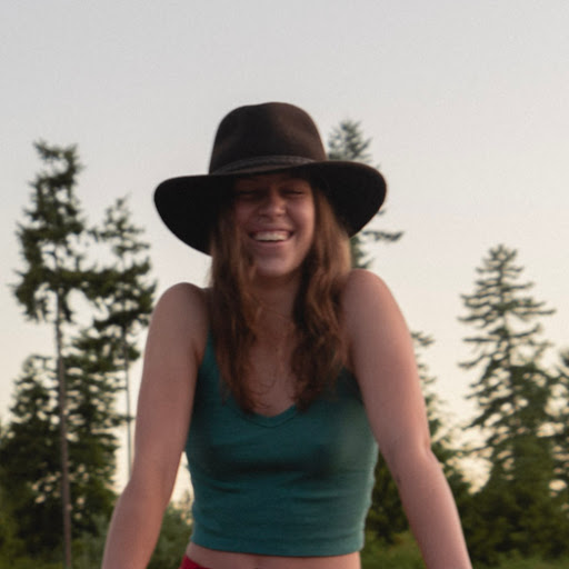 Anna Kauffman Photo 12