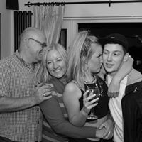 Jenny Metcalfe Photo 6