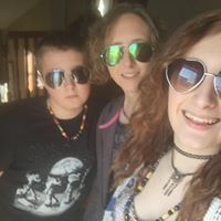 Gretchen Roche Photo 10