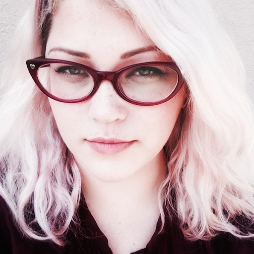 Amanda Gilbert Photo 15