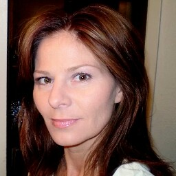 Suzanne Maxwell Photo 17