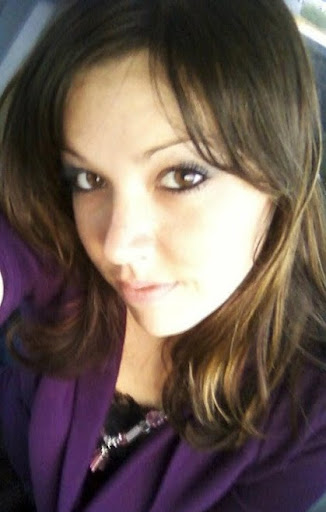 Rebecca Lewis Photo 48