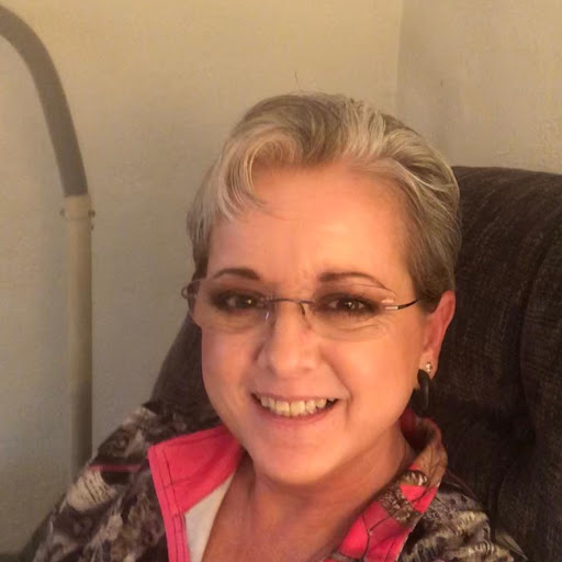 Laurie Nielsen Photo 8