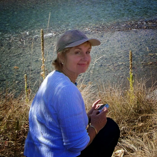 Theresa West Photo 30