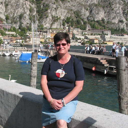 Ruth Jessen Photo 11