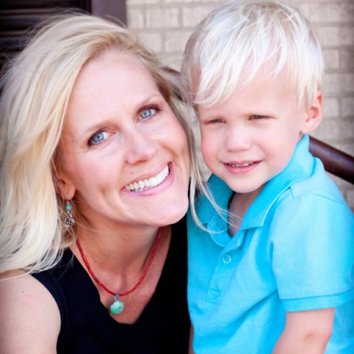 Paula Holt Photo 20