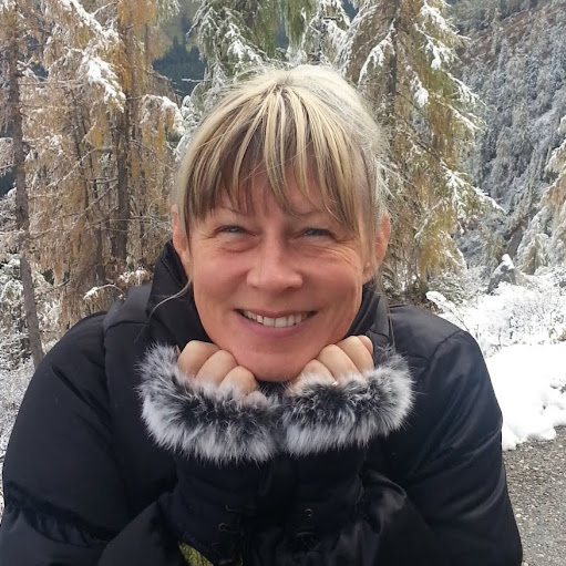 Sharon Garrett Photo 18